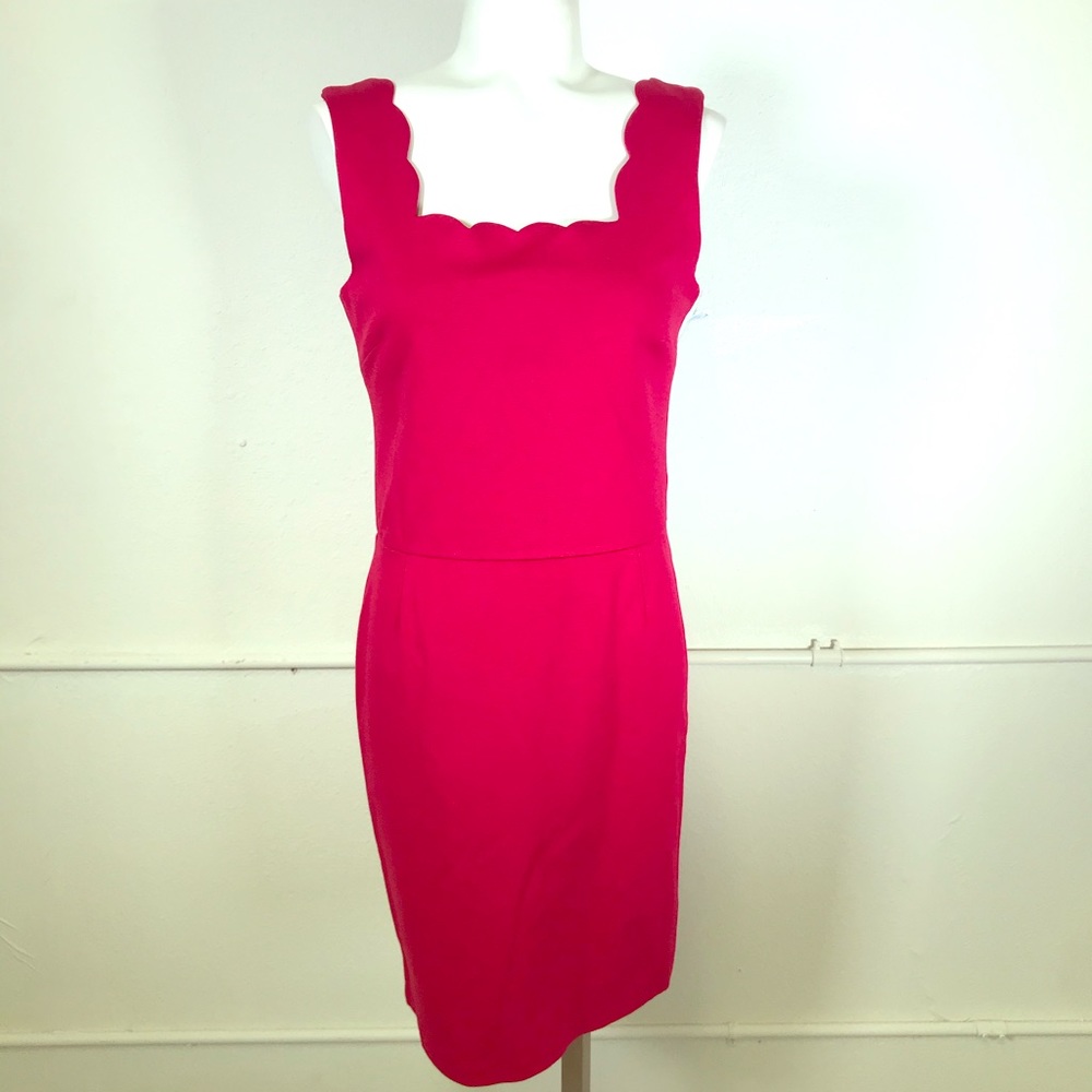 Love...Ady Scallop Bodycon Dress